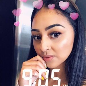 Meet your Posher, Vanessa